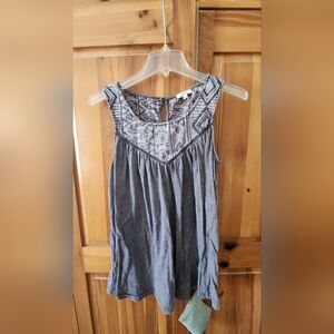 Gray Sleeveless Top